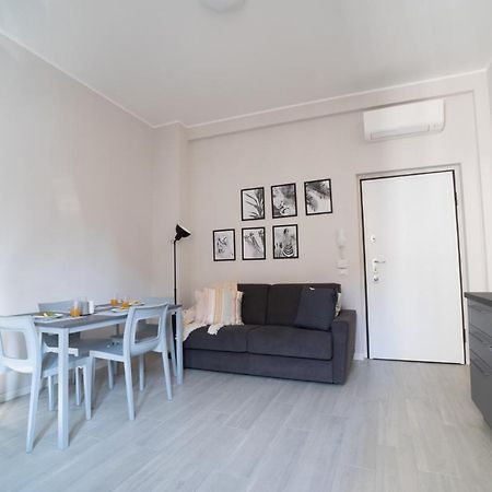 Easylife - Accogliente Residenza A Due Passi Dal Duomo Apartment Milan Exterior photo