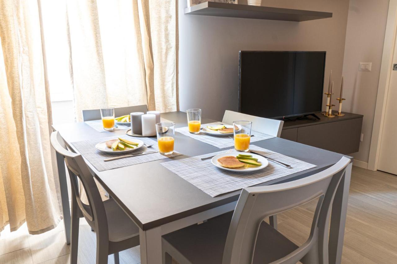 Easylife - Accogliente Residenza A Due Passi Dal Duomo Apartment Milan Exterior photo