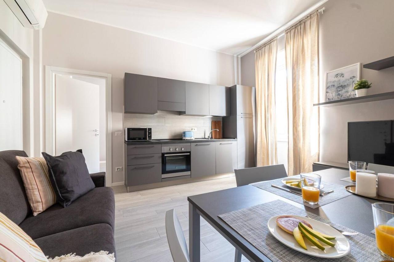 Easylife - Accogliente Residenza A Due Passi Dal Duomo Apartment Milan Exterior photo