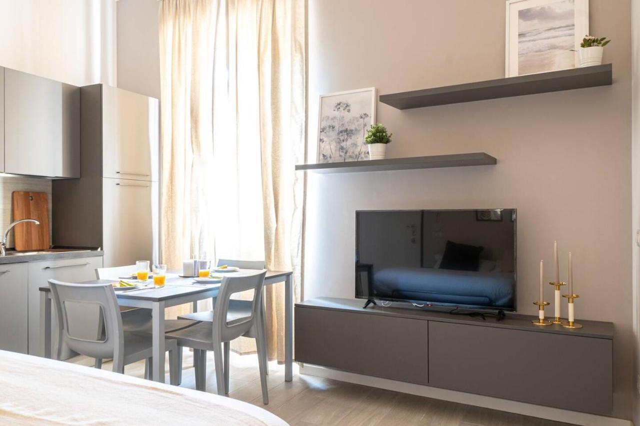Easylife - Accogliente Residenza A Due Passi Dal Duomo Apartment Milan Exterior photo